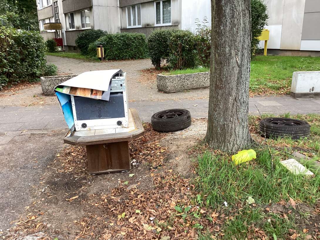 Bild zu gemeldetem Anliegen vom *2025-09-24 11:06:35