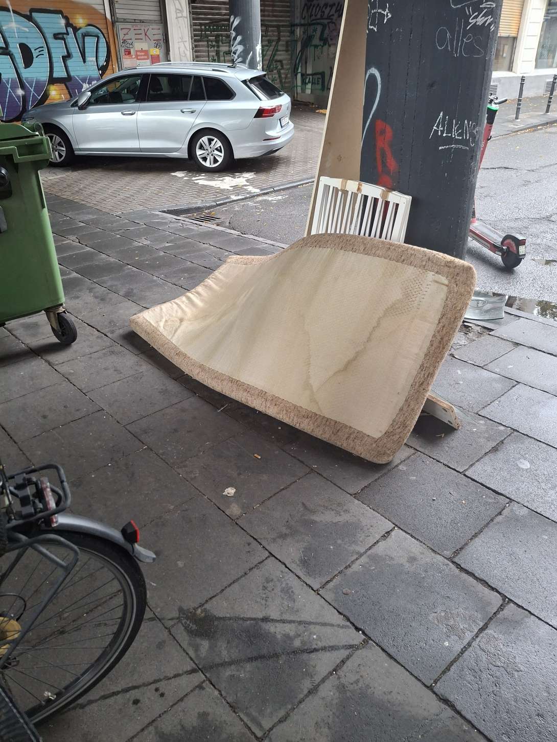 Bild zu gemeldetem Anliegen vom *2025-10-20 15:04:22