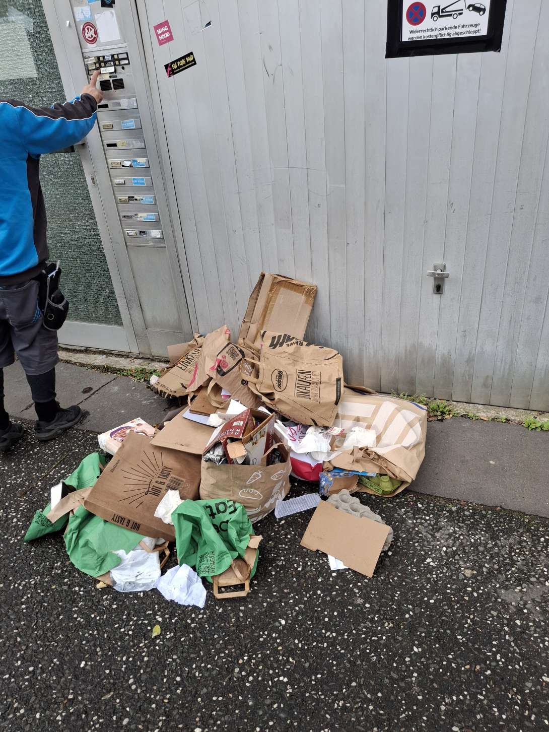 Bild zu gemeldetem Anliegen vom *2025-10-21 14:43:30