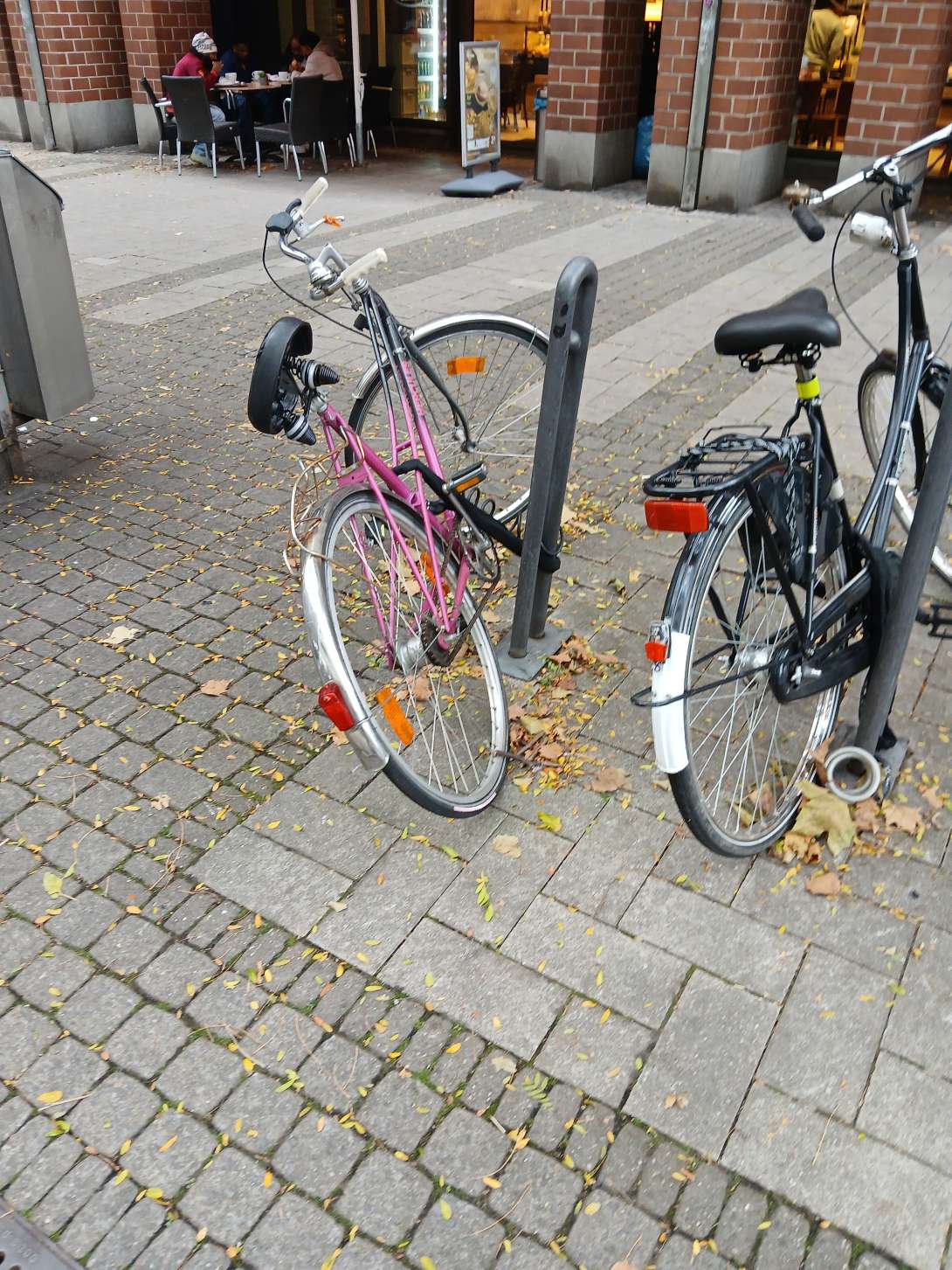 Bild zu gemeldetem Anliegen vom *2025-10-16 22:55:10