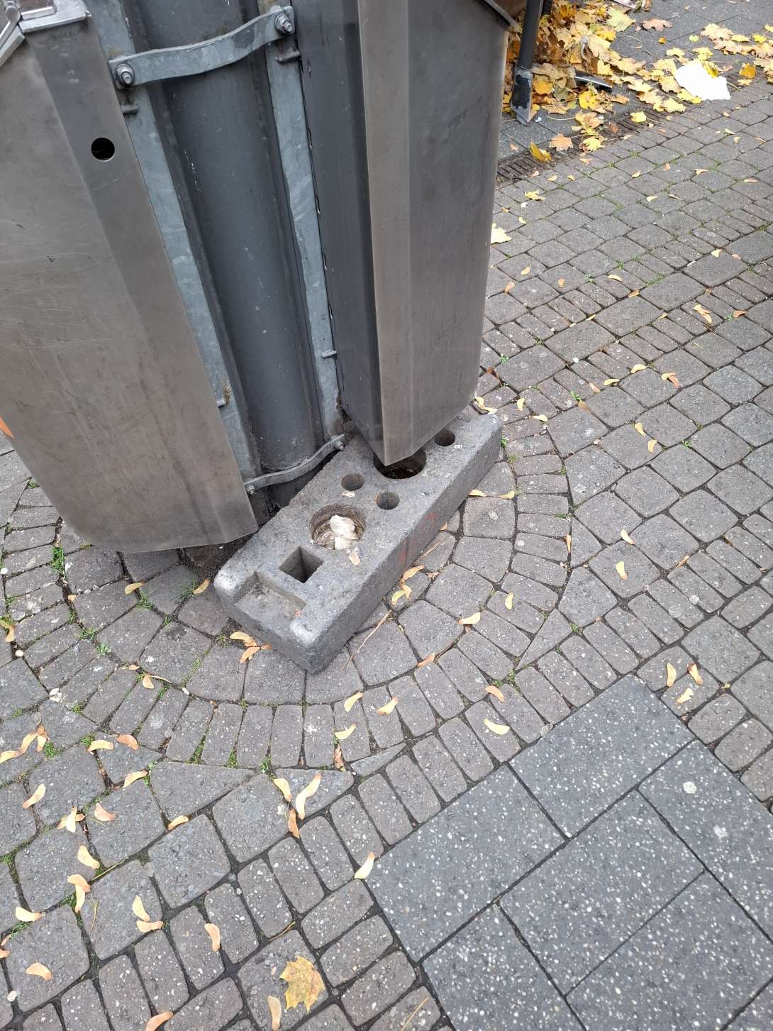 Bild zu gemeldetem Anliegen vom *2025-10-23 14:39:38