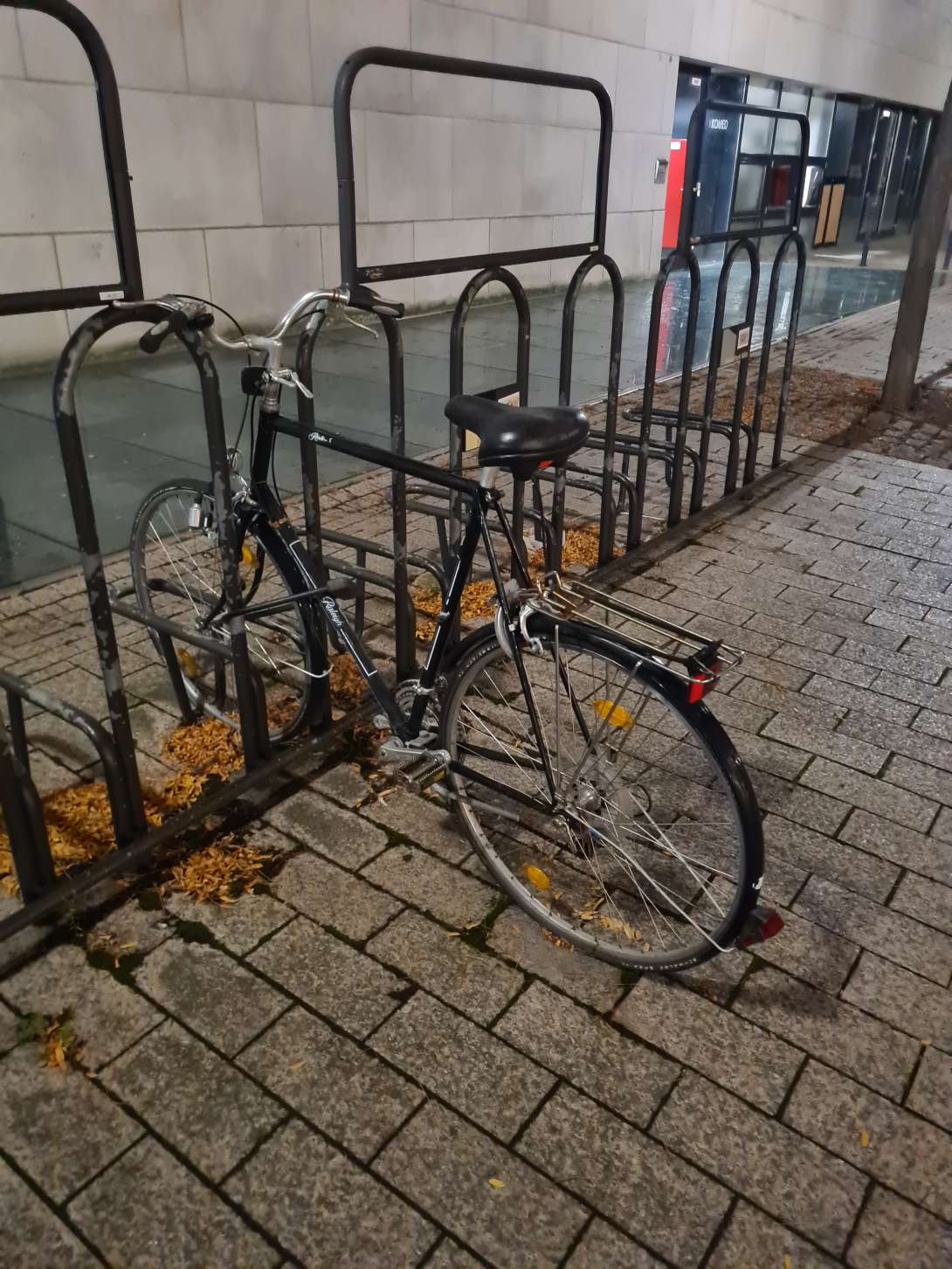 Bild zu gemeldetem Anliegen vom *2025-10-24 16:38:26