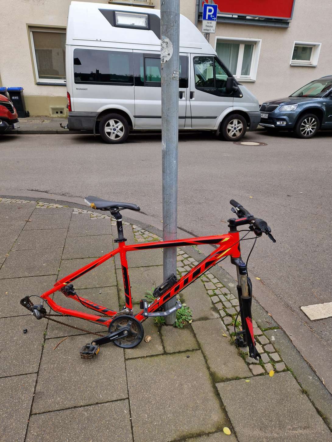 Bild zu gemeldetem Anliegen vom *2025-10-08 15:38:12