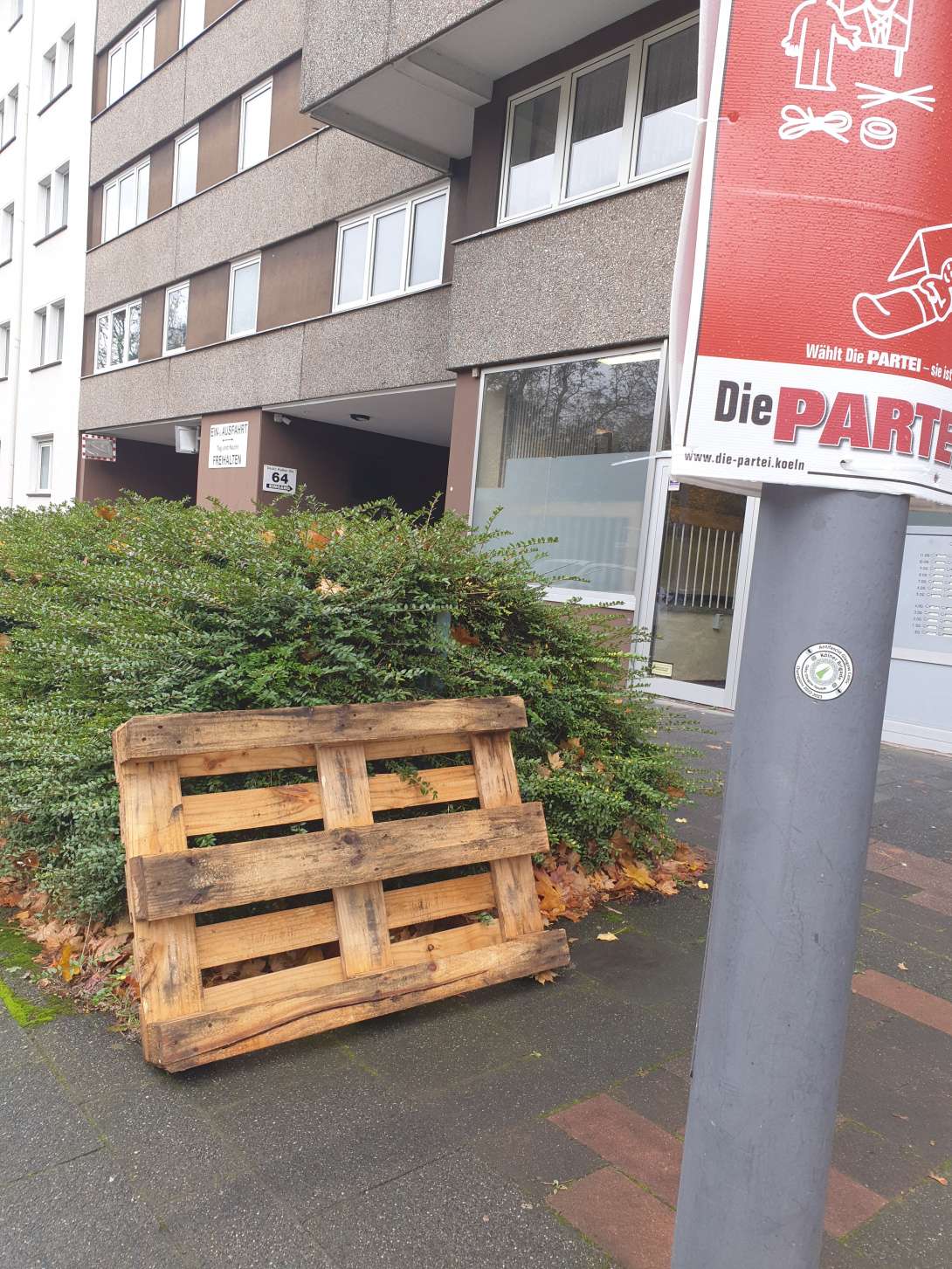 Bild zu gemeldetem Anliegen vom *2025-10-28 11:16:12