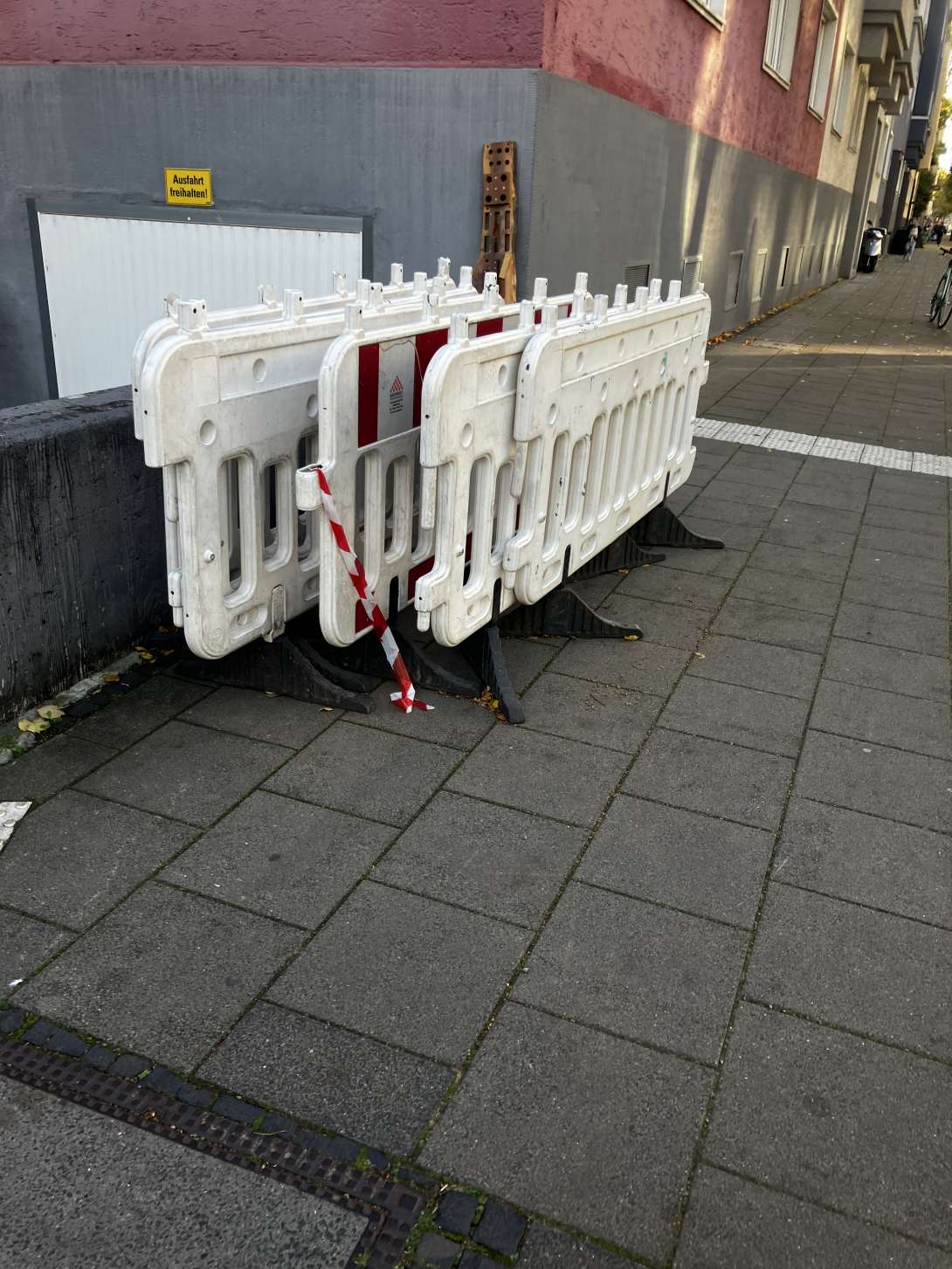 Bild zu gemeldetem Anliegen vom *2025-10-19 21:17:25