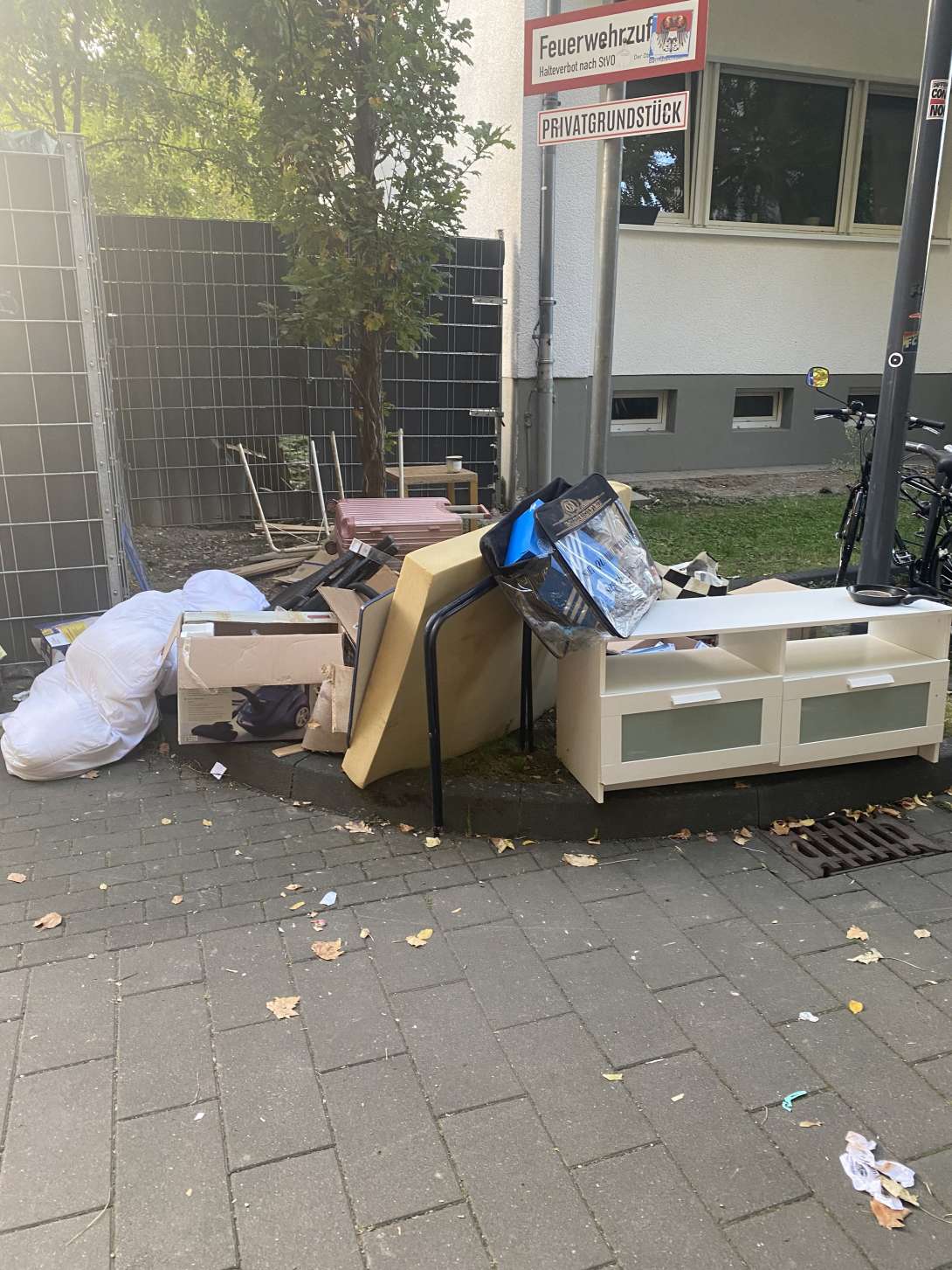 Bild zu gemeldetem Anliegen vom *2025-10-01 18:41:36