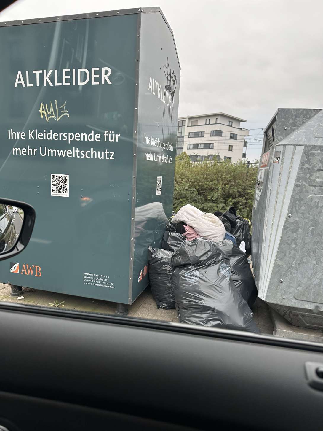 Bild zu gemeldetem Anliegen vom *2025-10-15 08:15:43