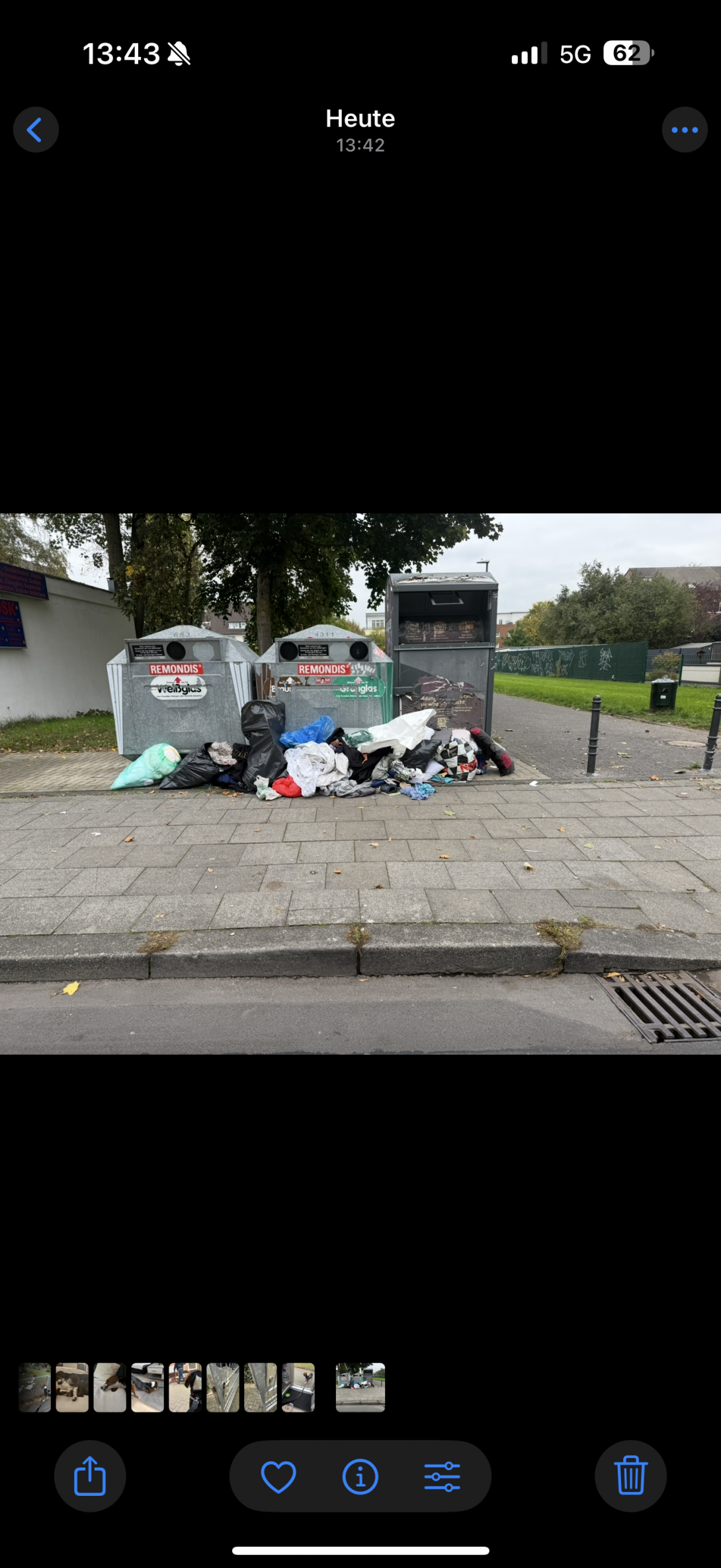 Bild zu gemeldetem Anliegen vom *2025-10-15 13:46:31