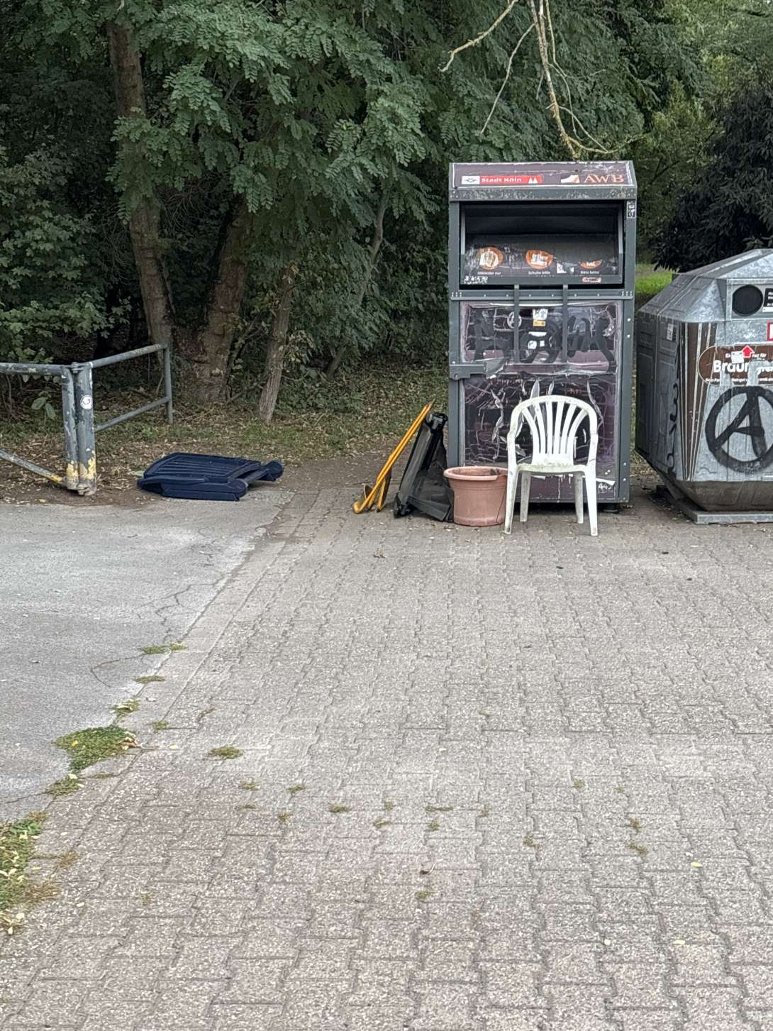 Bild zu gemeldetem Anliegen vom *2025-10-03 18:28:50