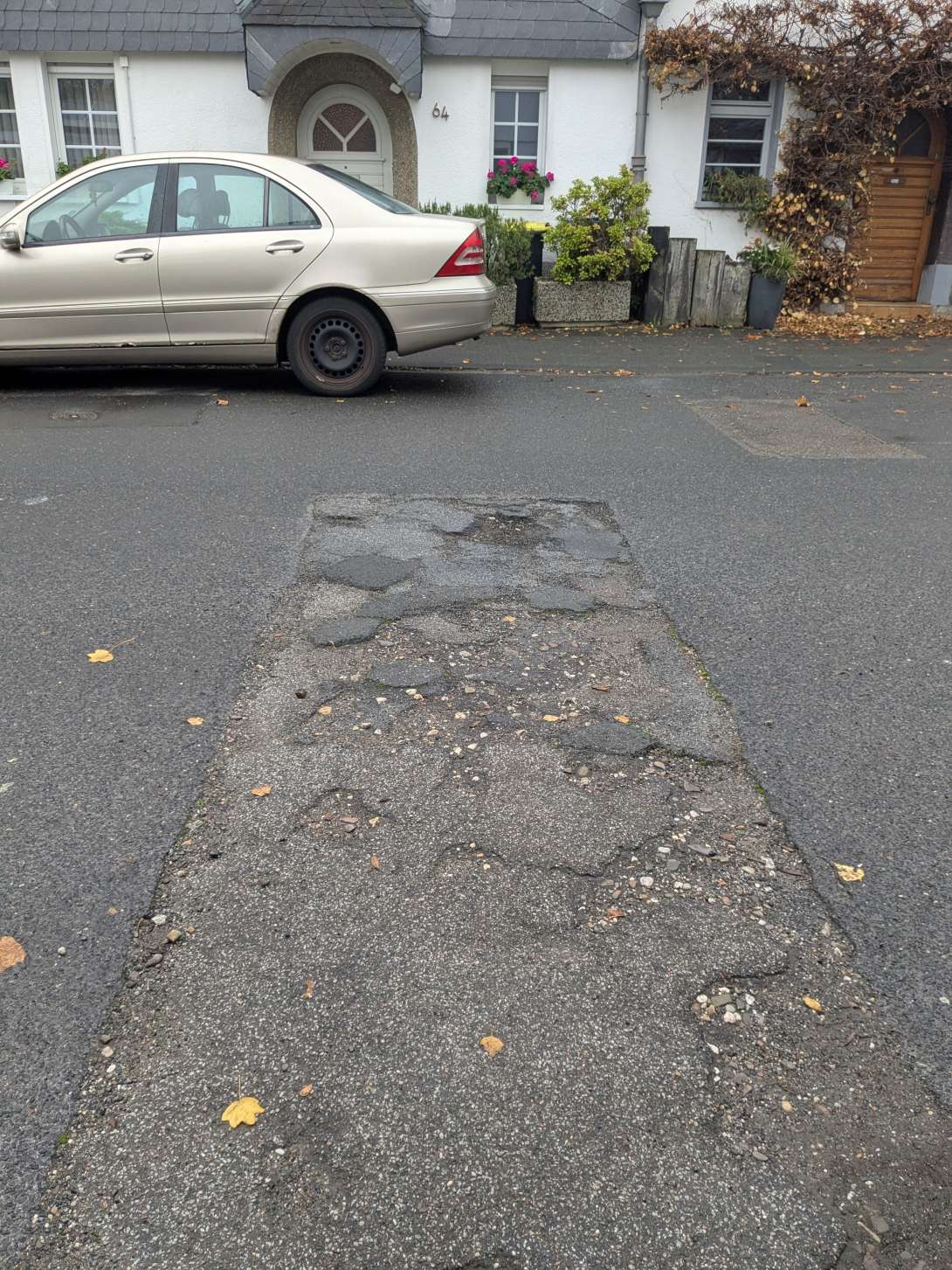 Bild zu gemeldetem Anliegen vom *2025-11-16 14:57:16