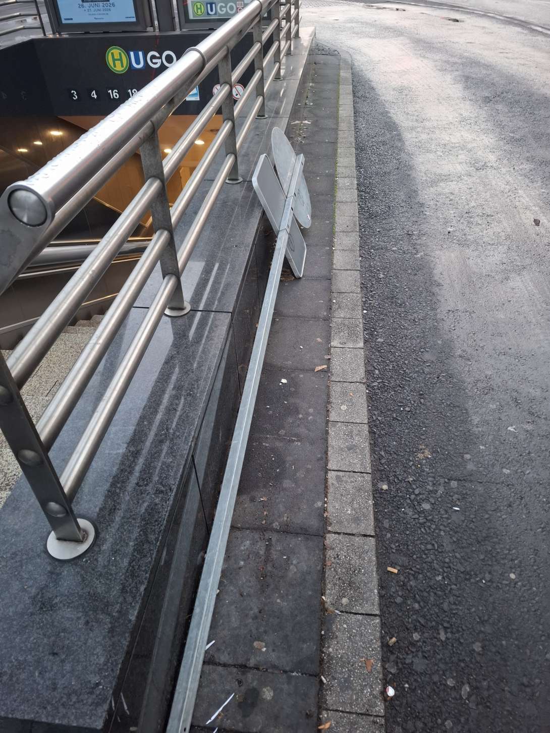 Bild zu gemeldetem Anliegen vom *2025-11-24 15:22:18