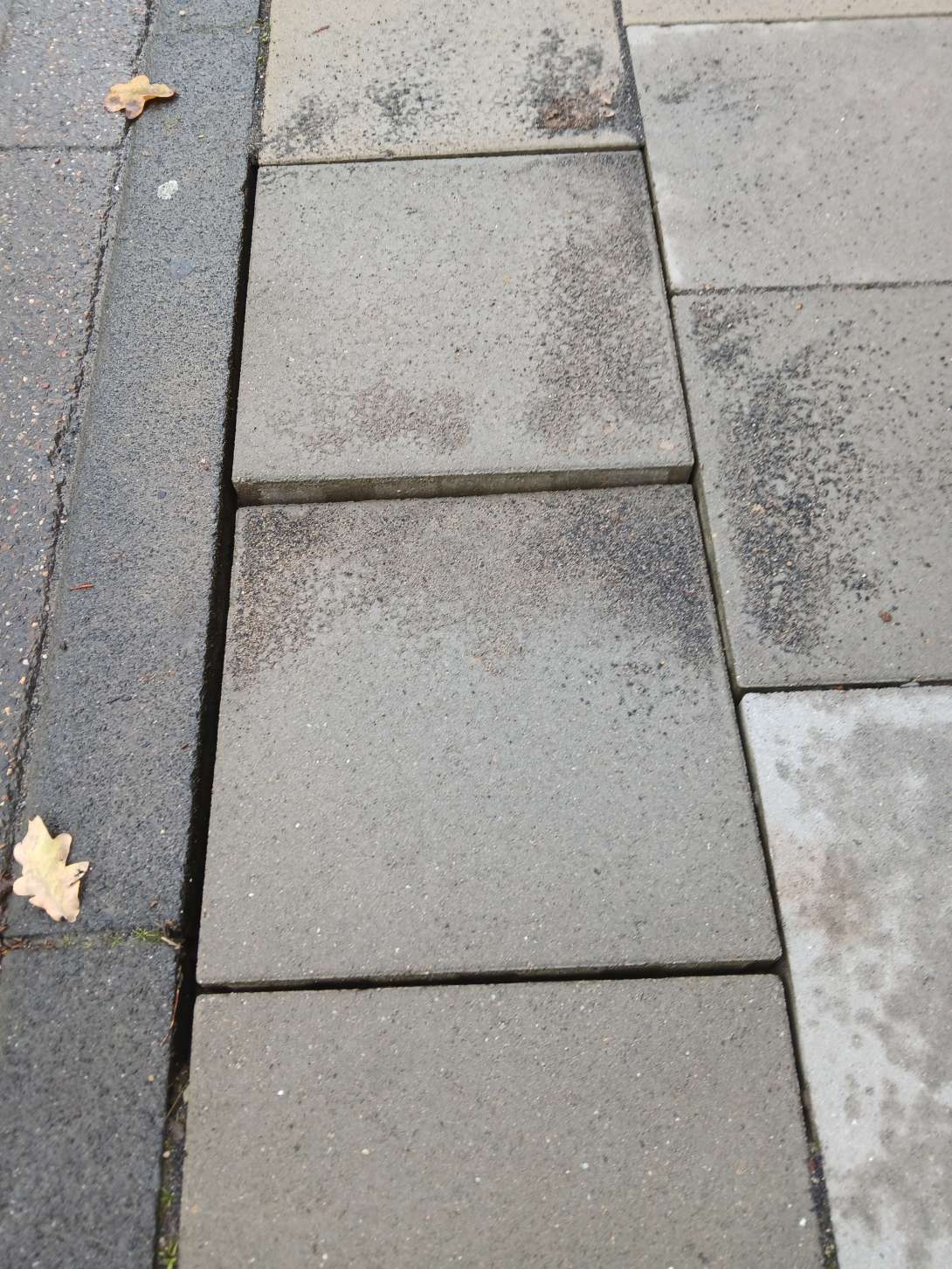 Bild zu gemeldetem Anliegen vom *2025-11-30 14:01:27