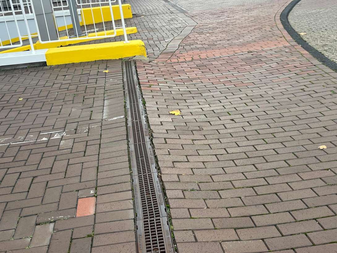 Bild zu gemeldetem Anliegen vom *2025-11-11 12:57:20