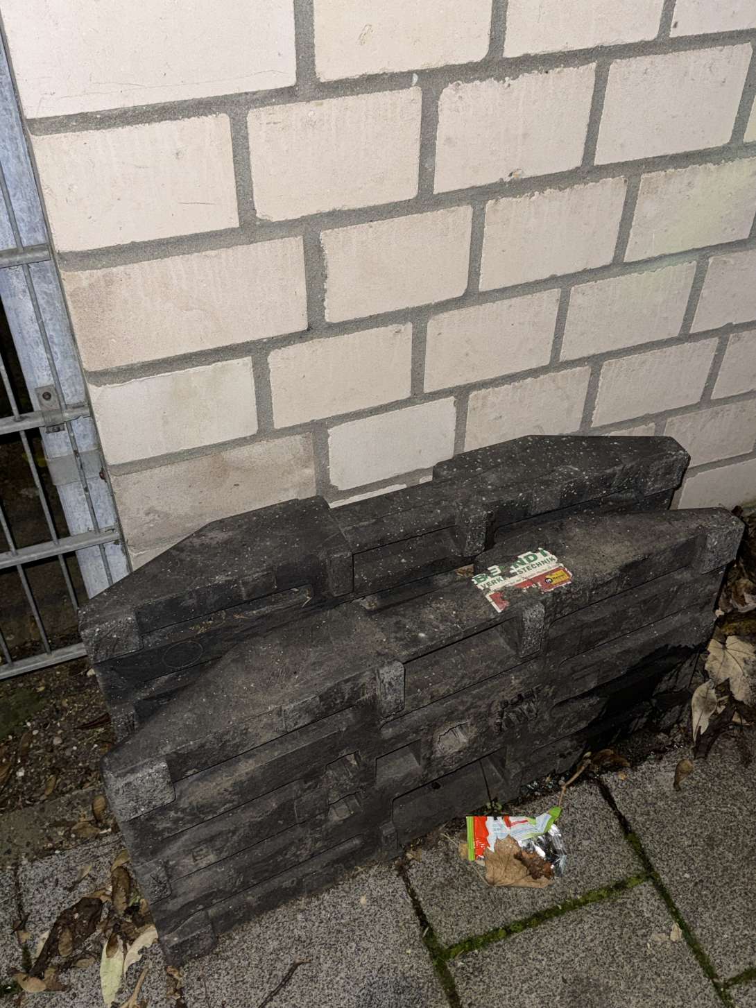 Bild zu gemeldetem Anliegen vom *2025-11-28 05:45:08