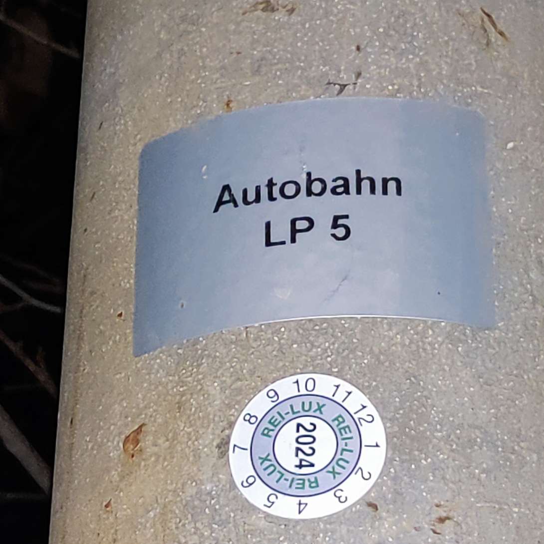 Bild zu gemeldetem Anliegen vom *2025-11-15 18:32:53