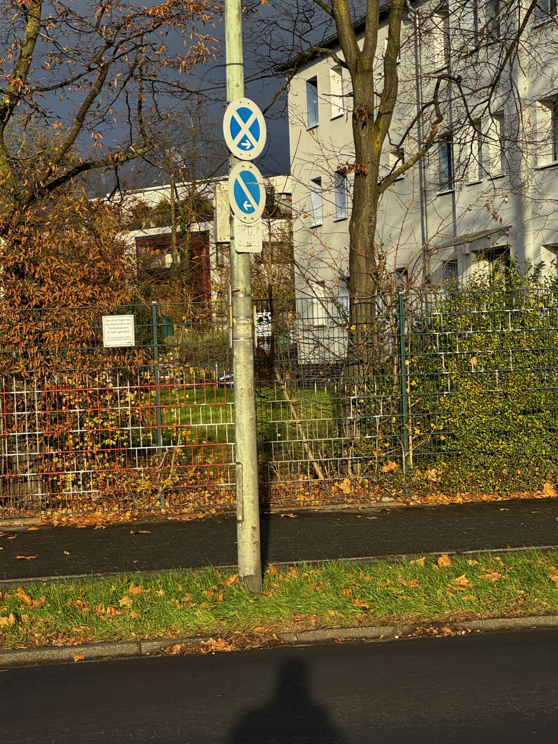 Bild zu gemeldetem Anliegen vom *2025-11-24 15:01:40