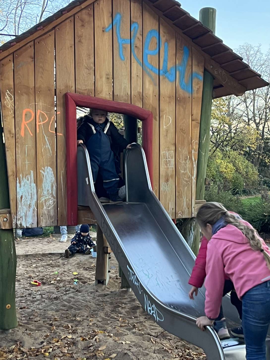 Bild zu gemeldetem Anliegen vom *2025-11-11 16:40:29