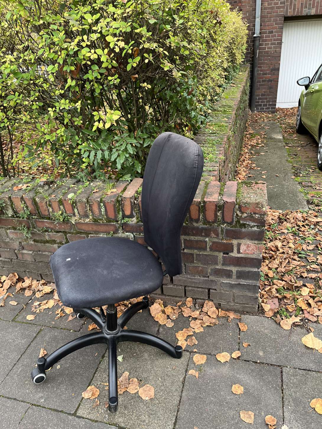 Bild zu gemeldetem Anliegen vom *2025-11-17 11:03:46