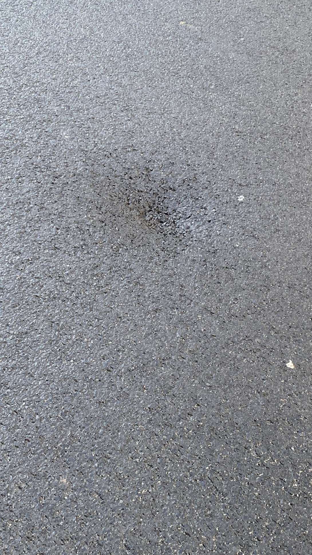 Bild zu gemeldetem Anliegen vom *2025-11-17 11:55:48