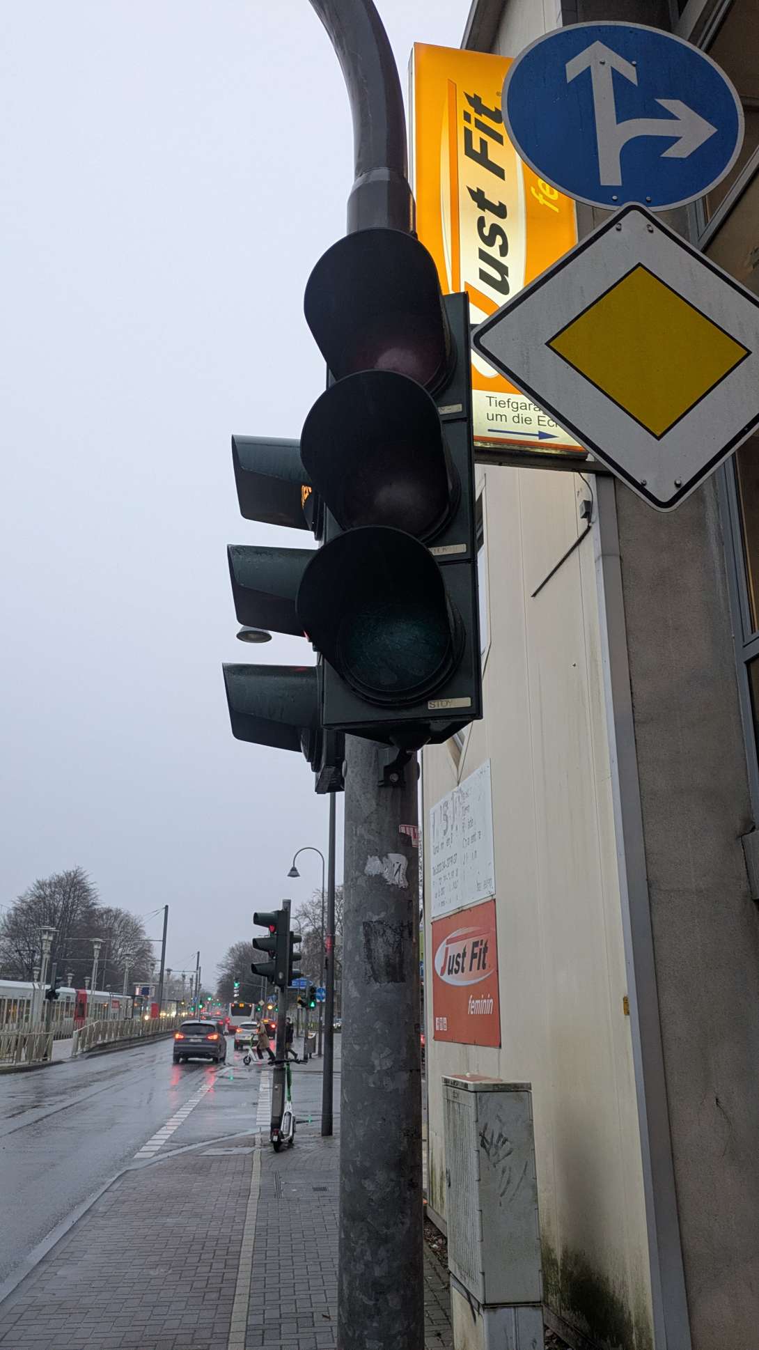 Bild zu gemeldetem Anliegen vom *2025-11-28 09:04:23