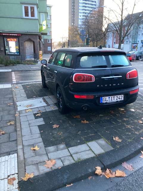 Bild zu gemeldetem Anliegen vom *2025-11-13 09:34:07