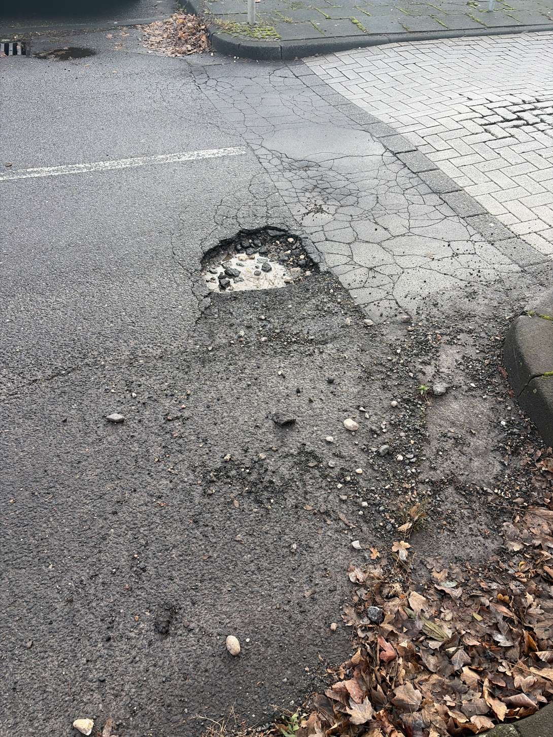 Bild zu gemeldetem Anliegen vom *2025-11-29 12:38:19