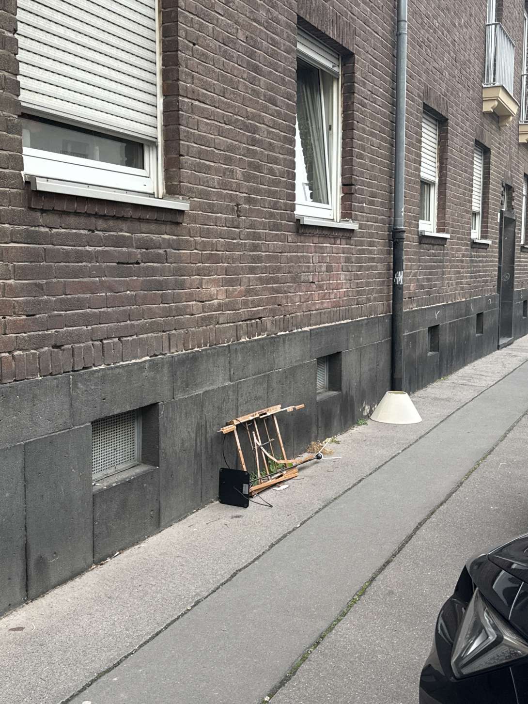 Bild zu gemeldetem Anliegen vom *2025-12-01 11:44:41