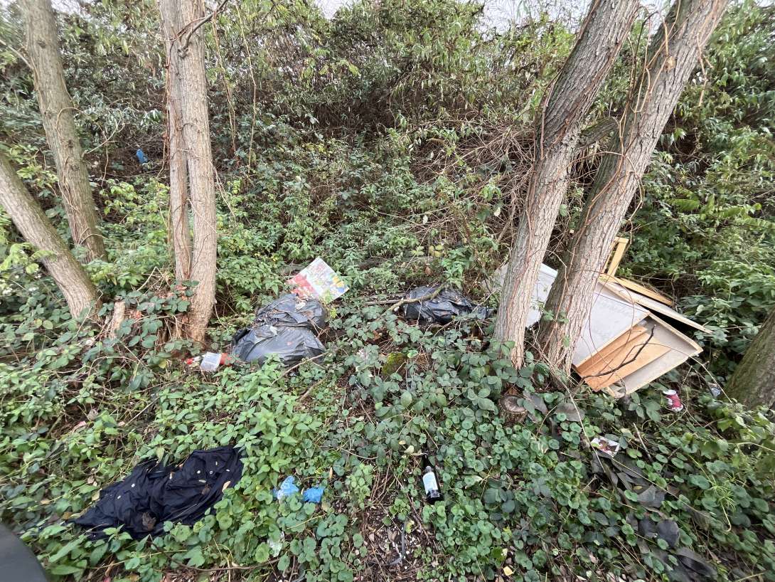 Bild zu gemeldetem Anliegen vom *2025-12-01 11:34:06