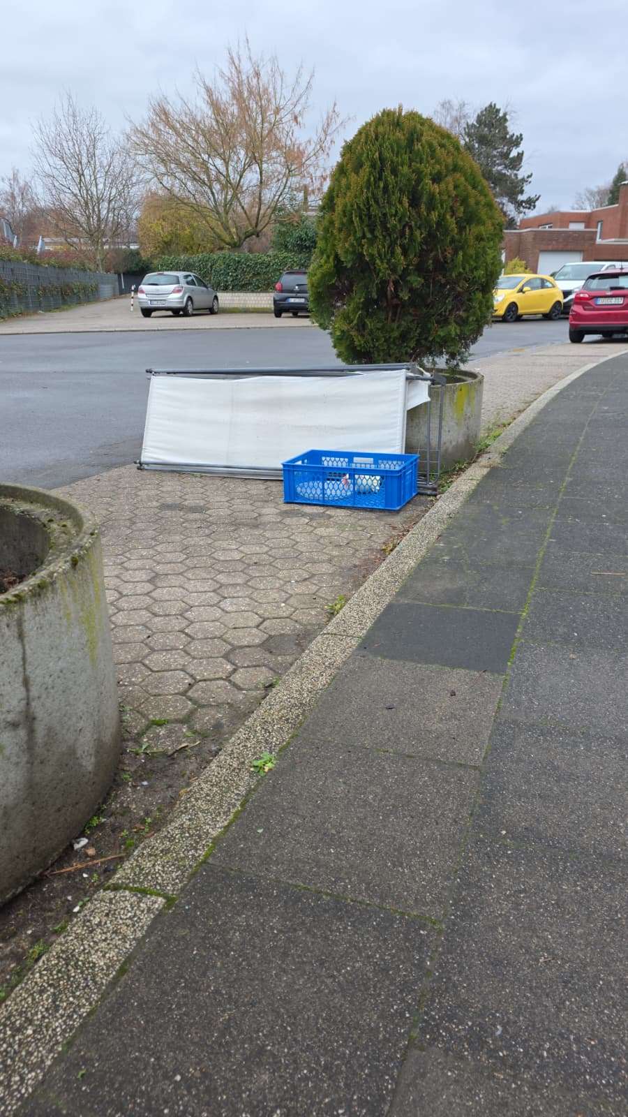 Bild zu gemeldetem Anliegen vom *2025-12-08 21:11:03