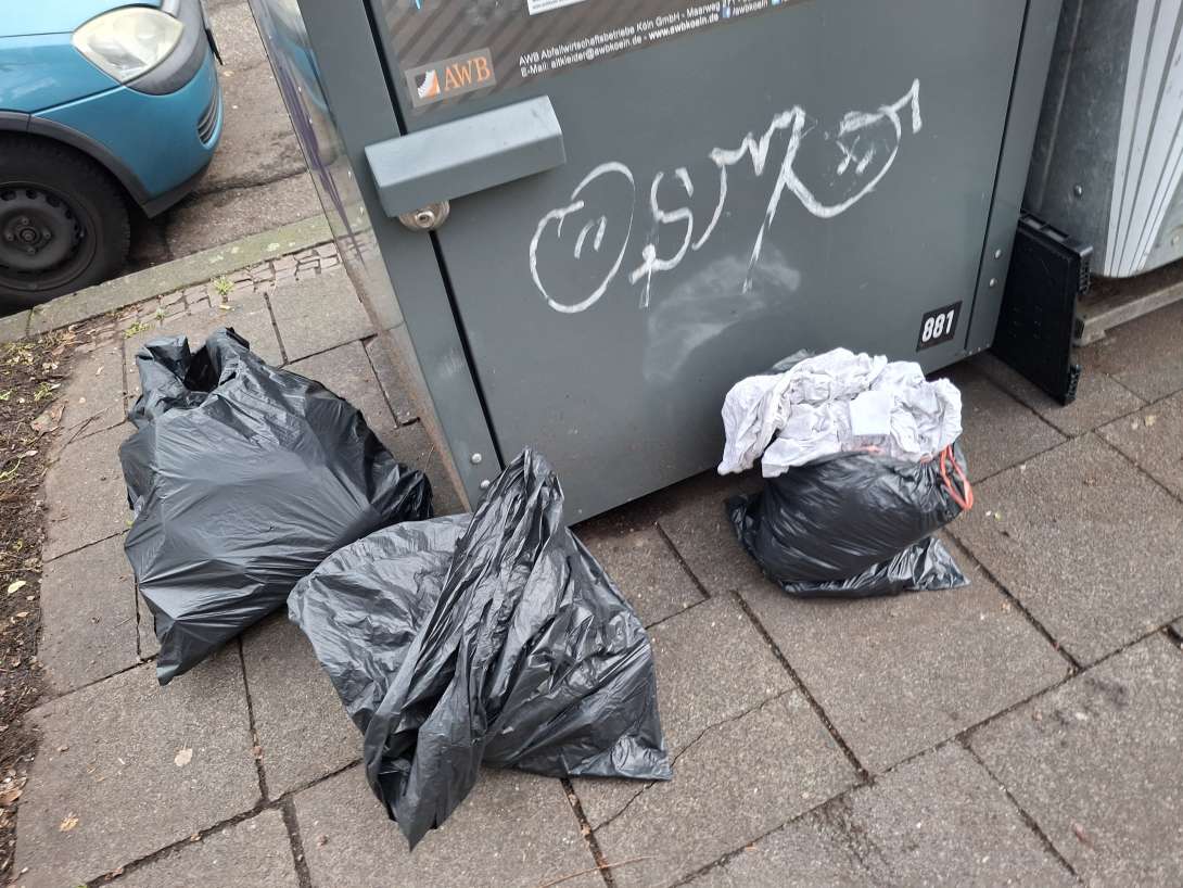 Bild zu gemeldetem Anliegen vom *2025-12-14 21:43:53