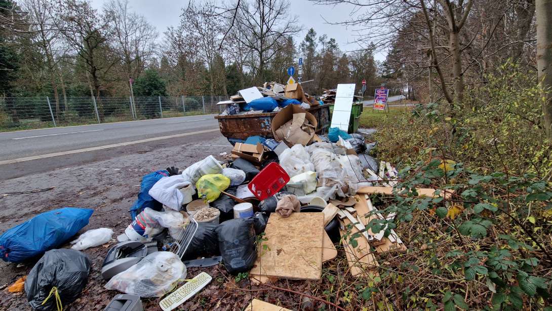 Bild zu gemeldetem Anliegen vom *2025-12-14 09:28:41