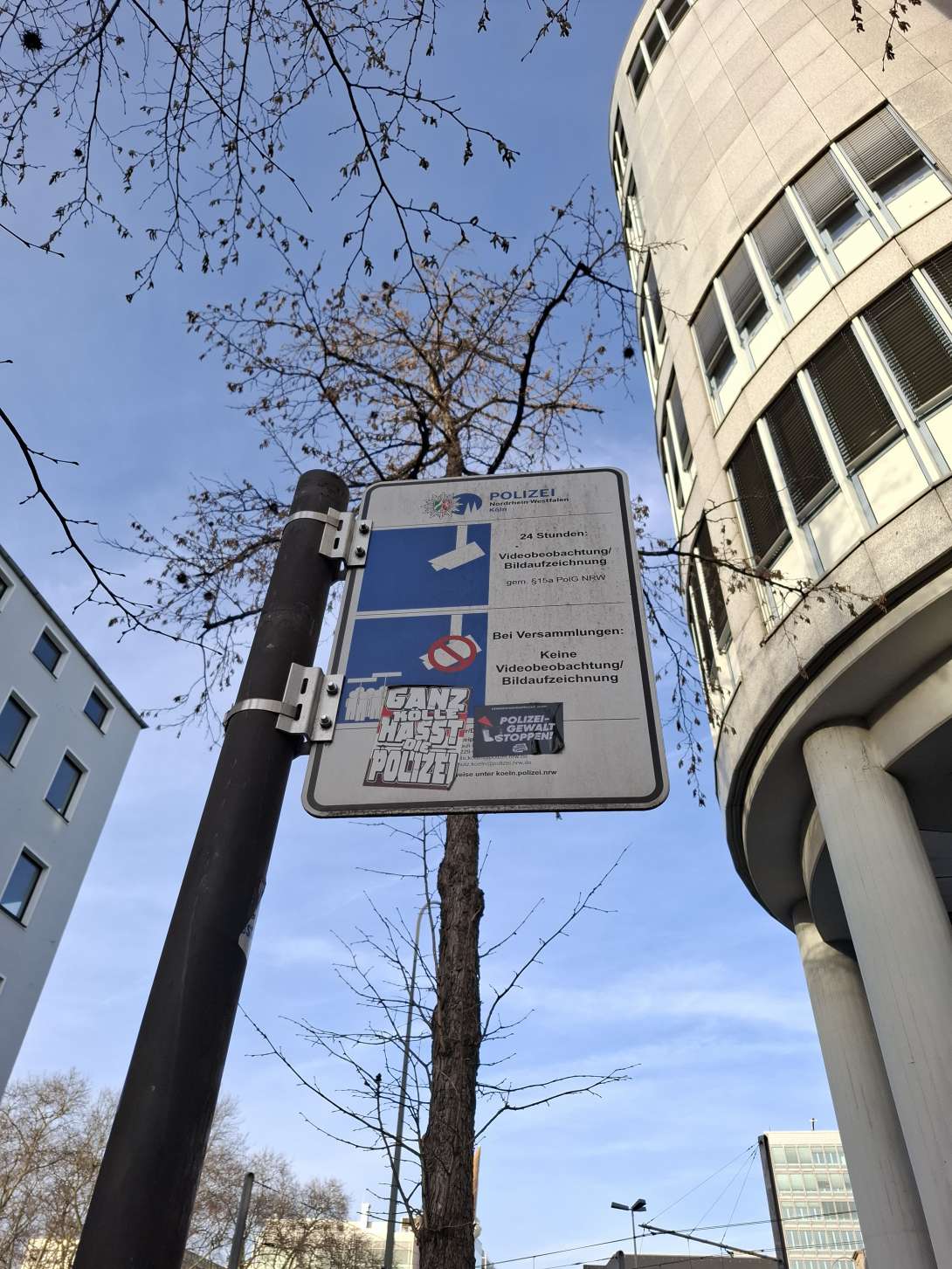 Bild zu gemeldetem Anliegen vom *2025-12-09 14:33:12