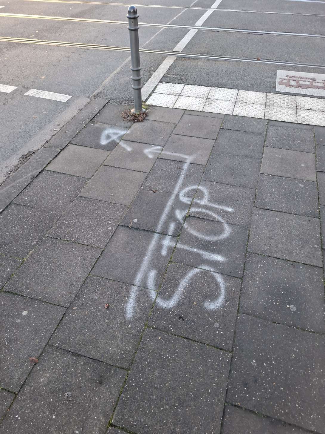 Bild zu gemeldetem Anliegen vom *2025-12-11 12:27:31