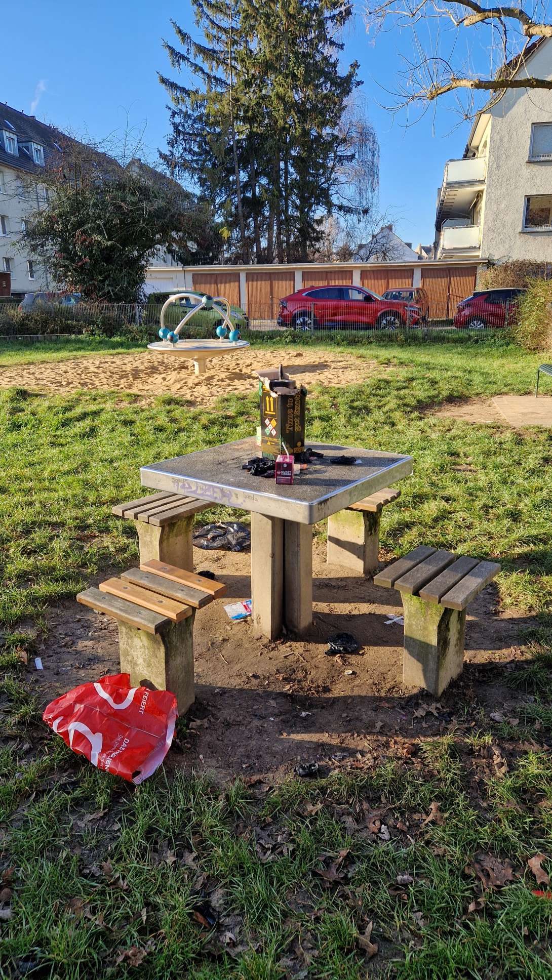 Bild zu gemeldetem Anliegen vom *2025-12-28 22:48:15