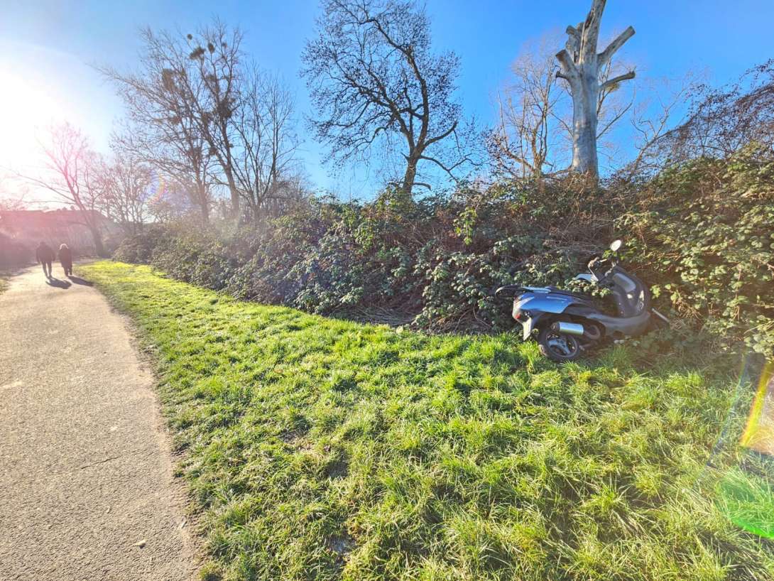 Bild zu gemeldetem Anliegen vom *2025-12-29 18:28:10