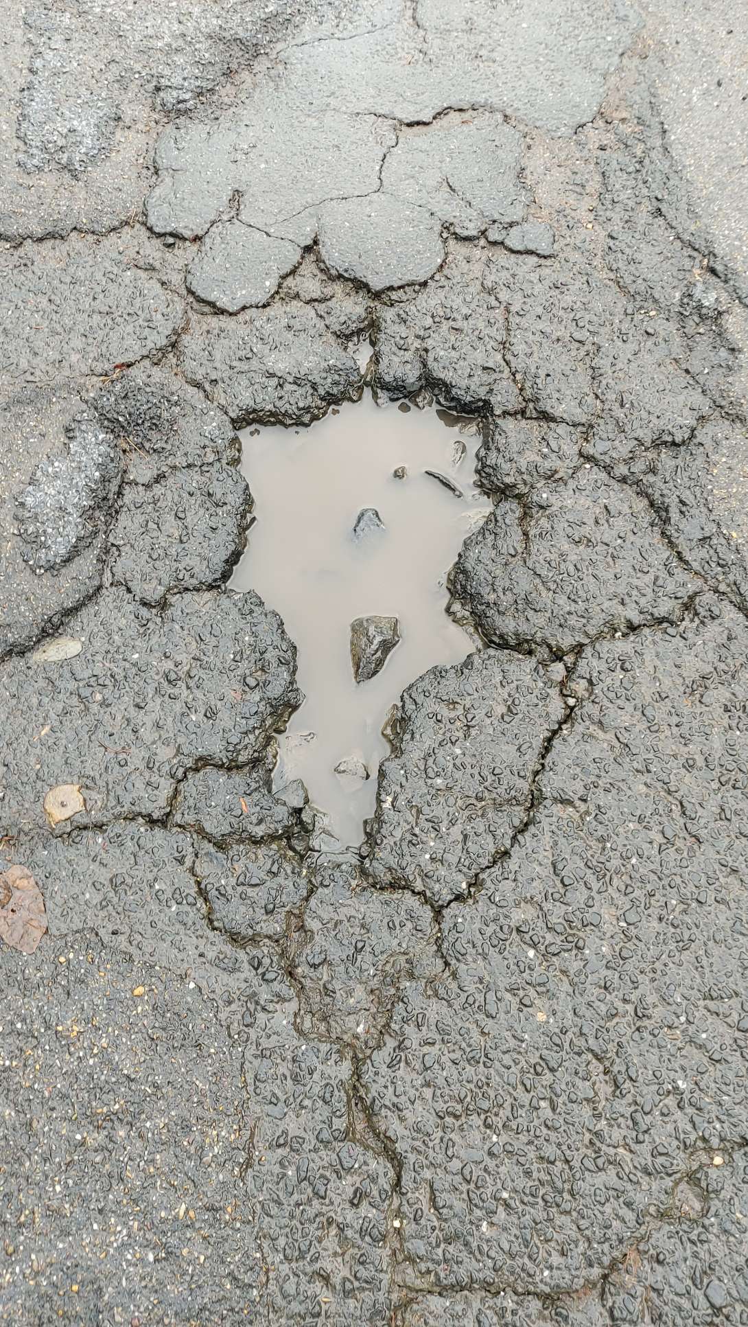 Bild zu gemeldetem Anliegen vom *2025-12-10 12:26:03