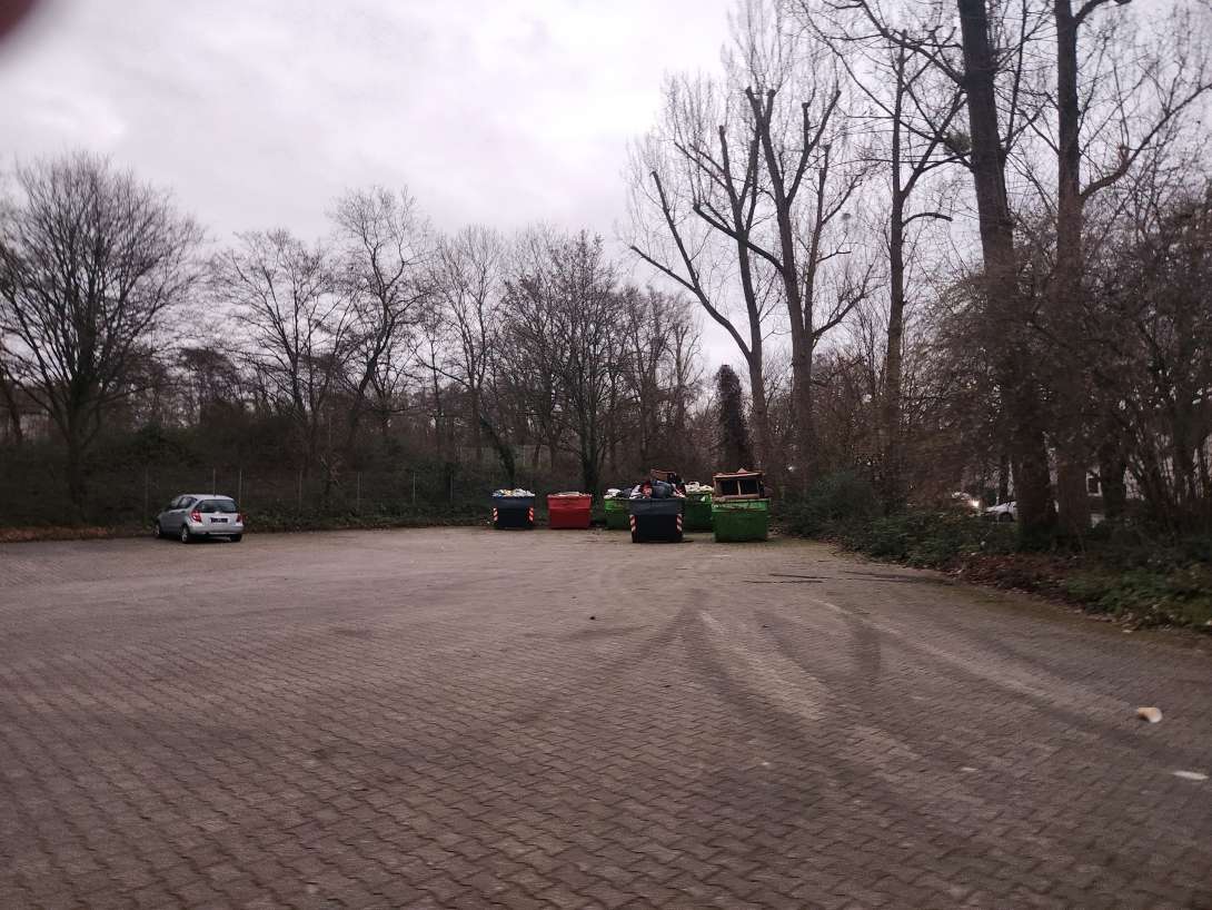 Bild zu gemeldetem Anliegen vom *2025-12-22 09:38:42