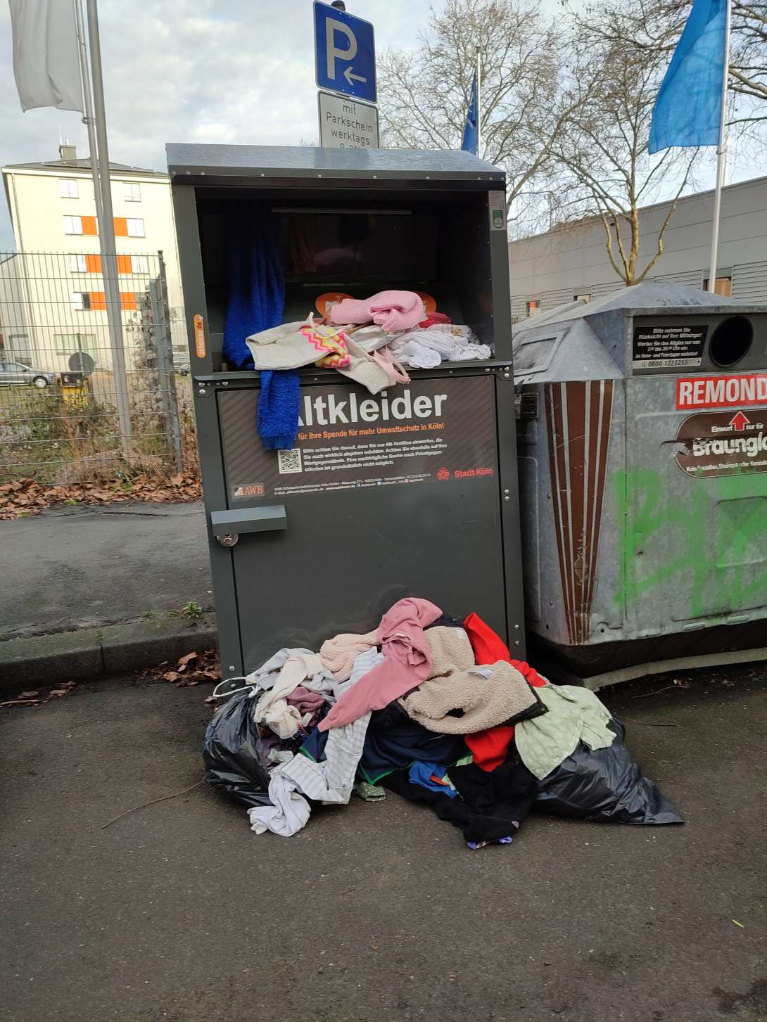 Bild zu gemeldetem Anliegen vom *2025-12-21 14:31:40