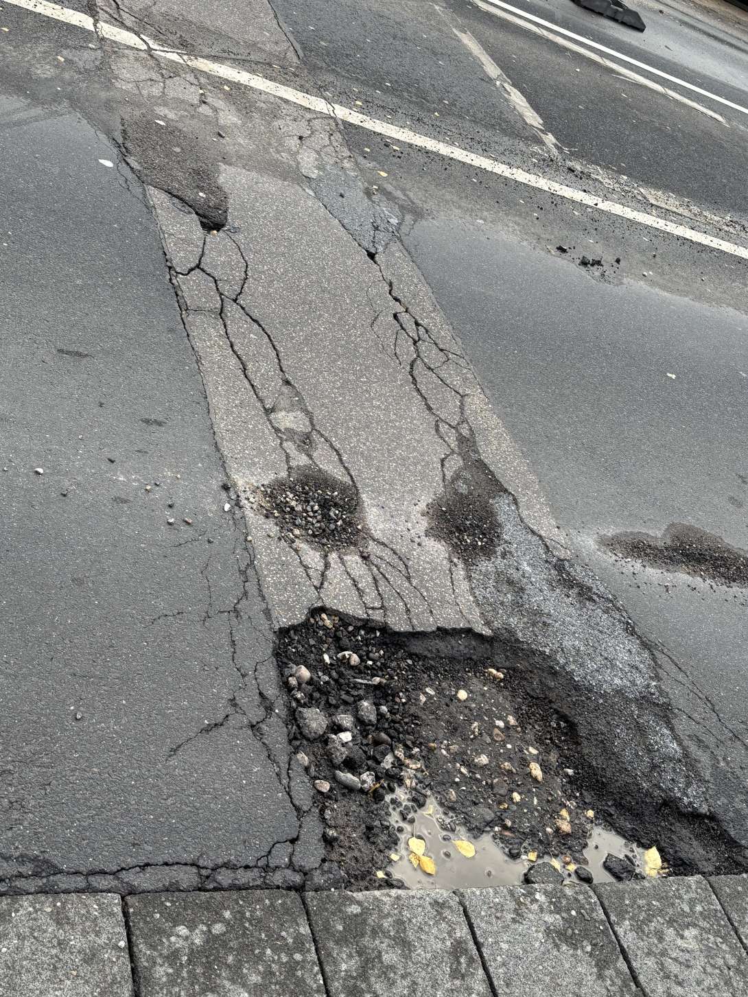 Bild zu gemeldetem Anliegen vom *2025-12-08 13:16:01