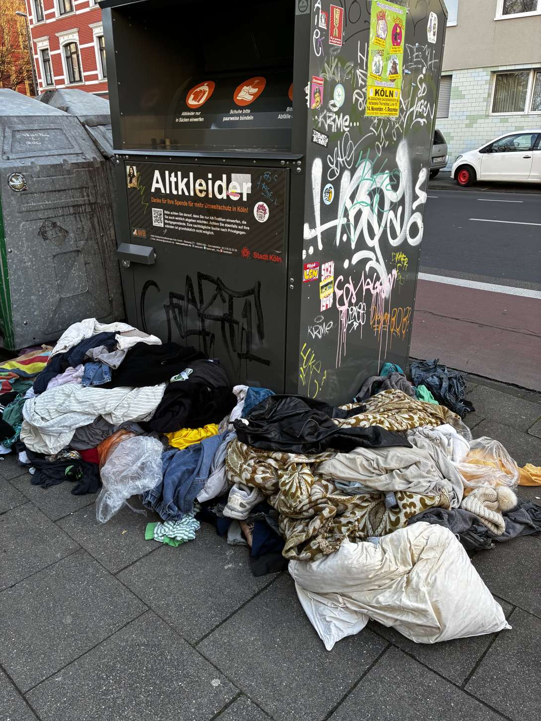 Bild zu gemeldetem Anliegen vom *2025-12-14 12:30:11