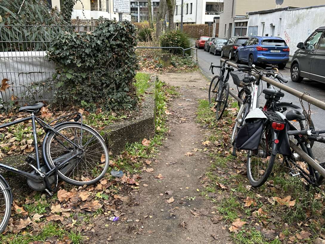 Bild zu gemeldetem Anliegen vom *2025-12-08 18:07:32