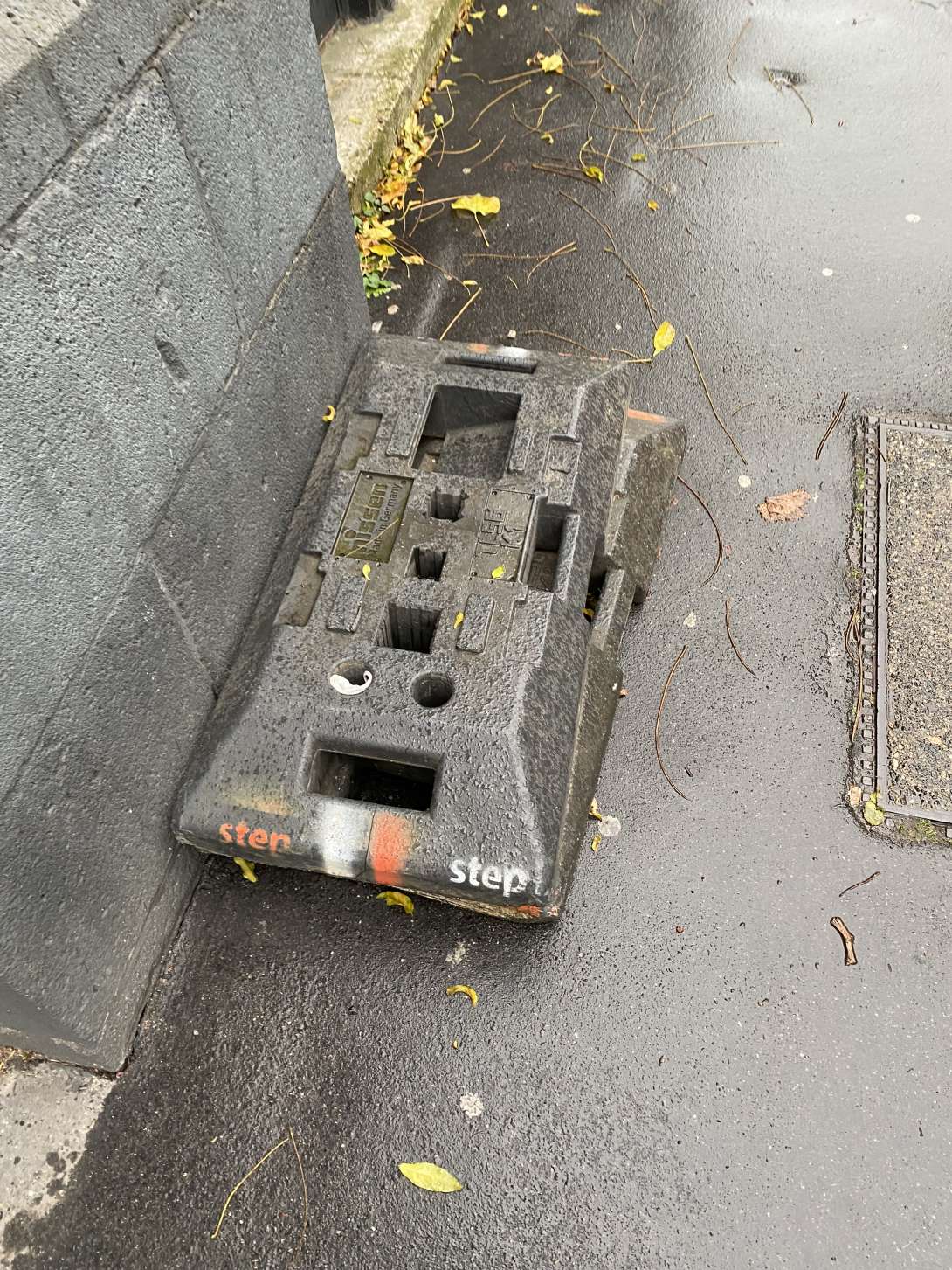 Bild zu gemeldetem Anliegen vom *2025-12-08 06:24:32