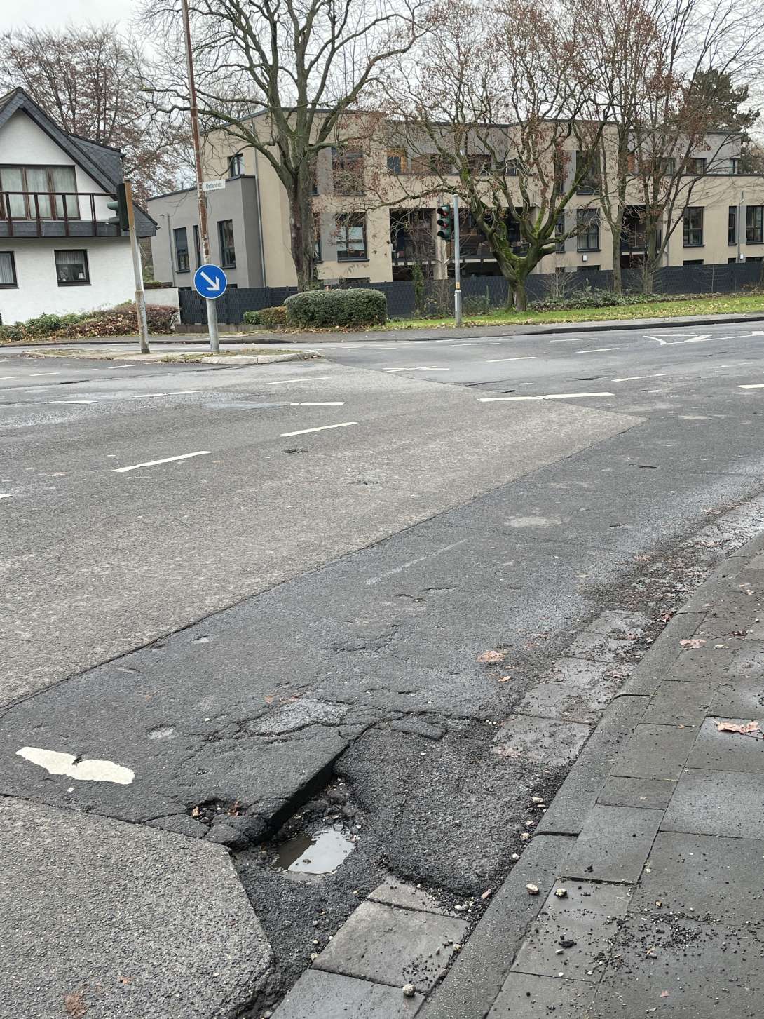 Bild zu gemeldetem Anliegen vom *2025-12-04 22:36:09