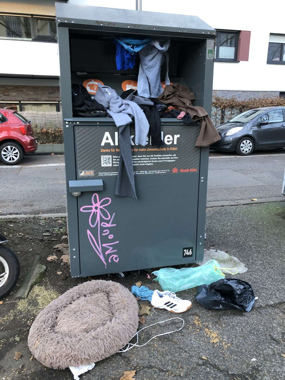 Bild zu gemeldetem Anliegen vom *2025-12-16 14:36:27