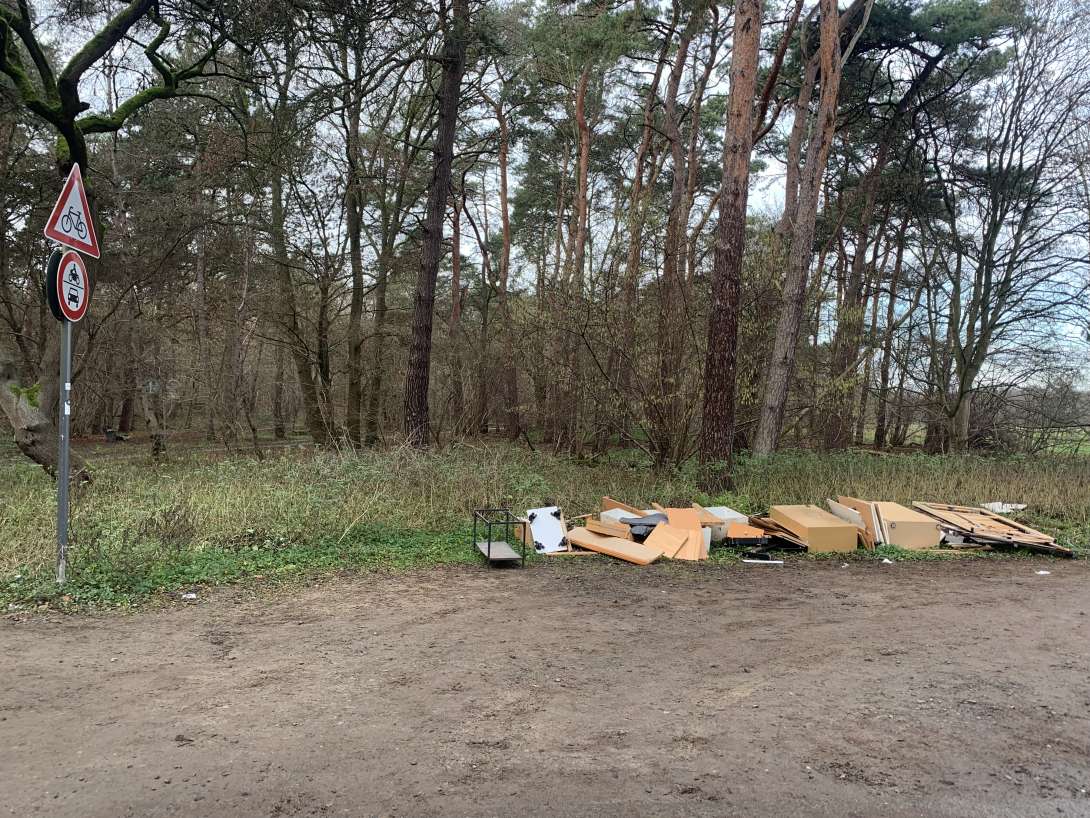 Bild zu gemeldetem Anliegen vom *2025-12-21 11:01:31