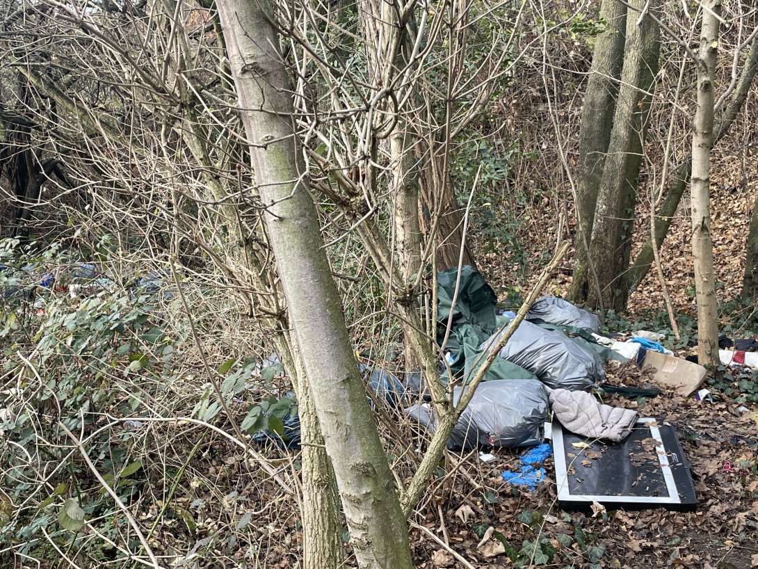 Bild zu gemeldetem Anliegen vom *2025-12-16 13:13:57