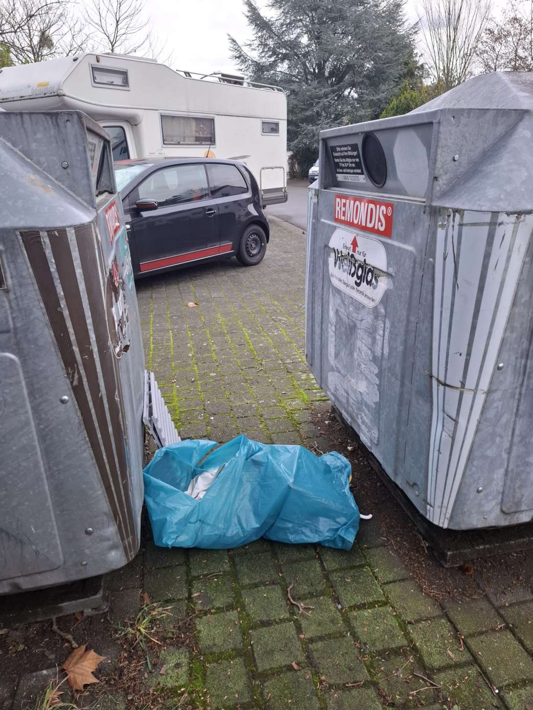 Bild zu gemeldetem Anliegen vom *2025-12-10 15:51:09