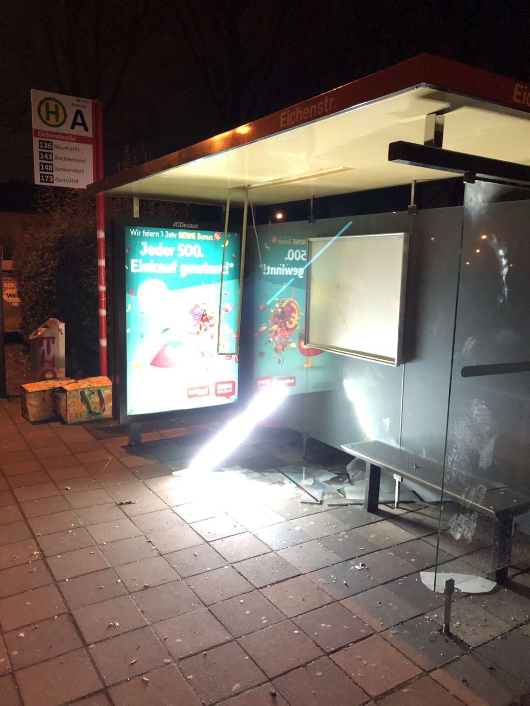 Bushaltestelle Eichenstr. *2026-01-01 12:28:13